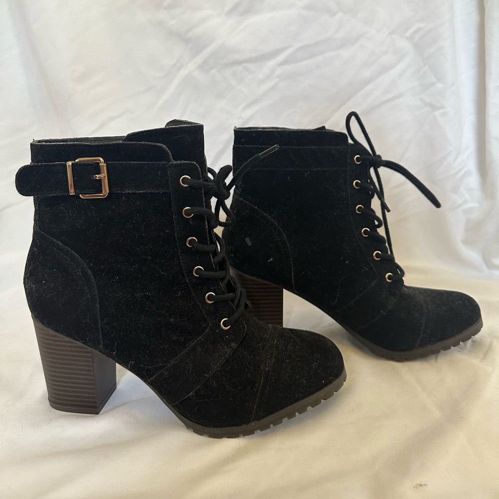 Women’s Combat Boots
